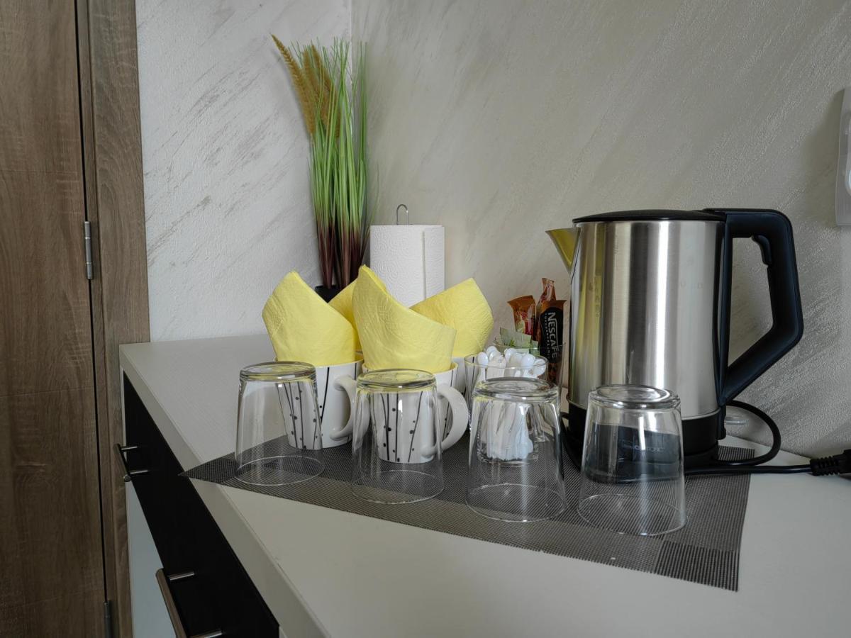 Hotel Oldbrick Pub Sombor Esterno foto